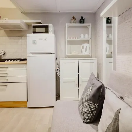 Via Watt Apartment *